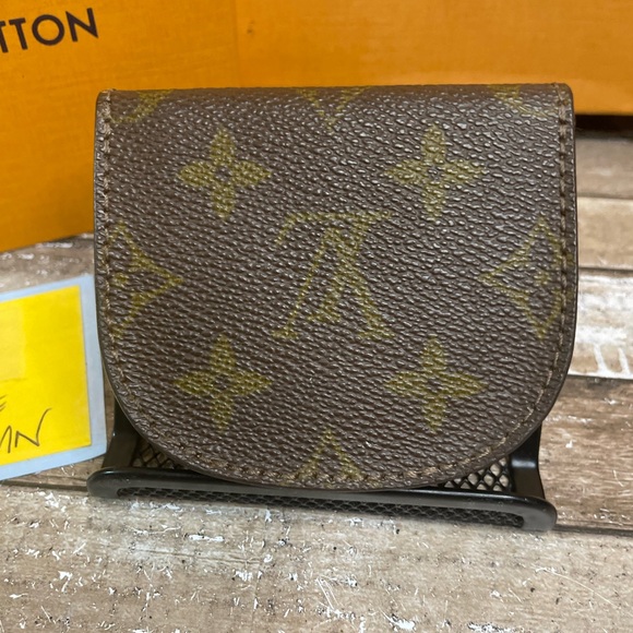 Louis Vuitton Coin Pouchette - Picture 3 of 11